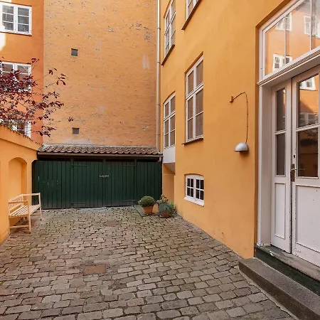 Sanders Saint - Loft One-bedroom By The Charming Canals Copenhagen