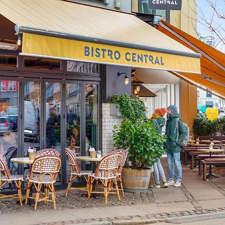 Saint - 1-bdr By The Canals