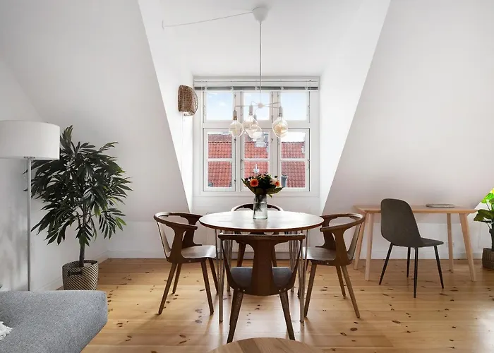 Apartment Saint - 1-bdr By The Canals