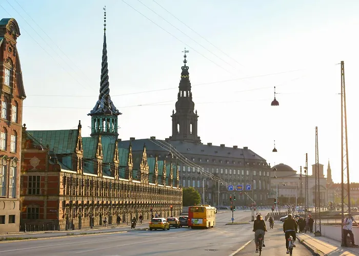 Saint - 1-bdr By The Canals *